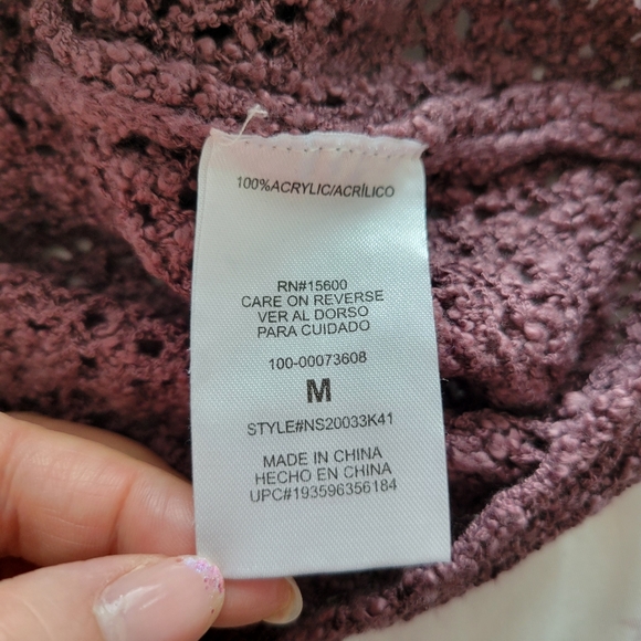 Rewind Open Knit Lace Up Sleeve Cropped Sweater - Picture 6 of 9